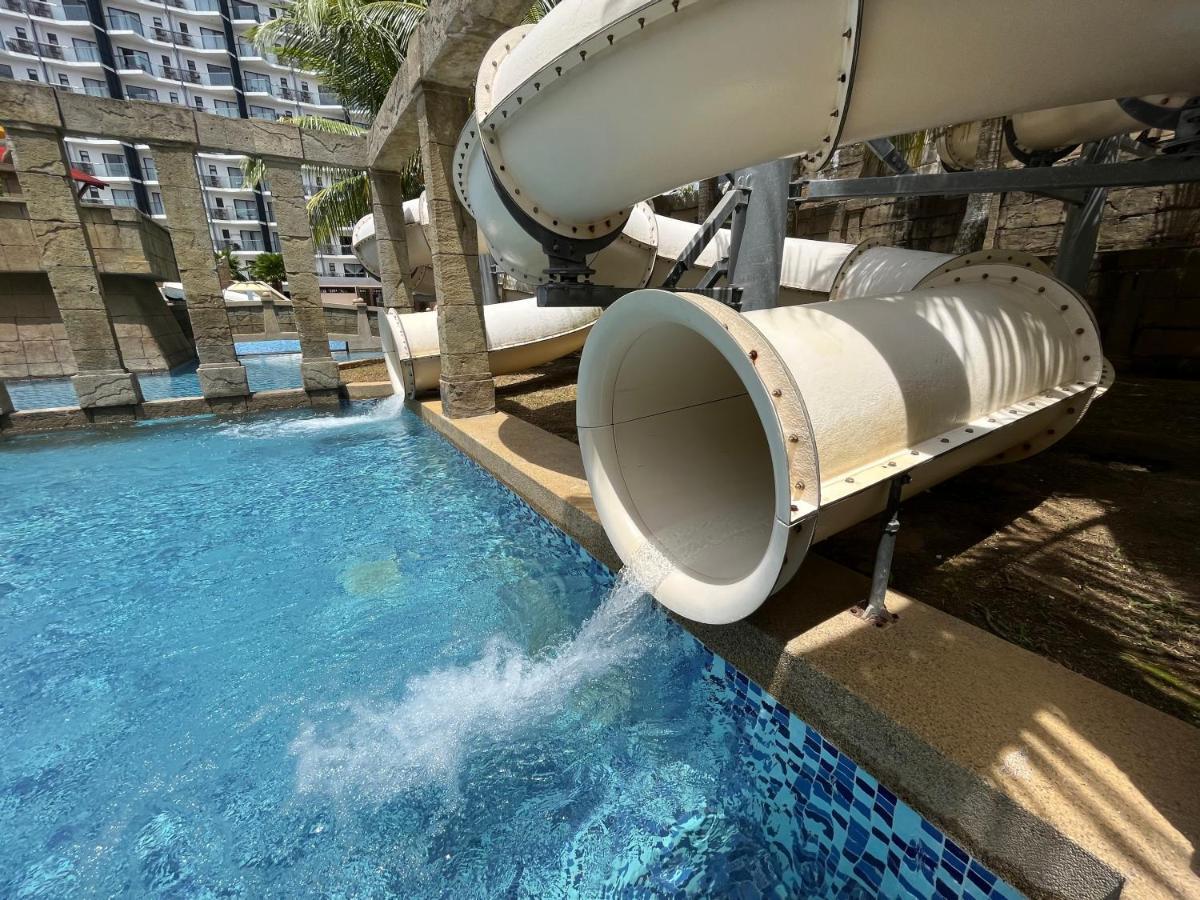 Sg Resort Residence - Beach & Waterpark Куантан Екстериор снимка